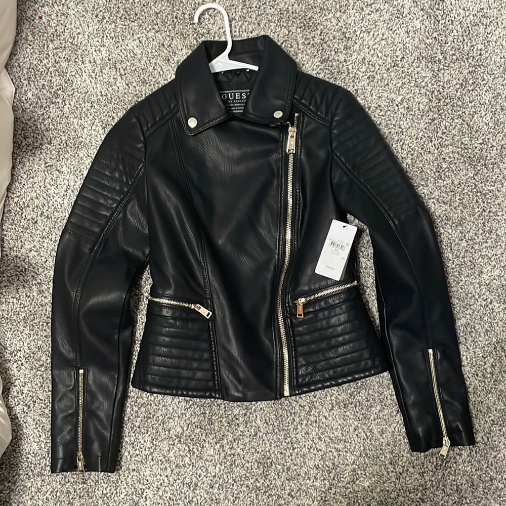 Guess jacket. Leather.